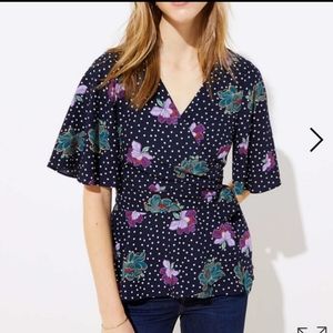 Loft Floral Dot Wrap Top Sz M Black Flutter Sleeve